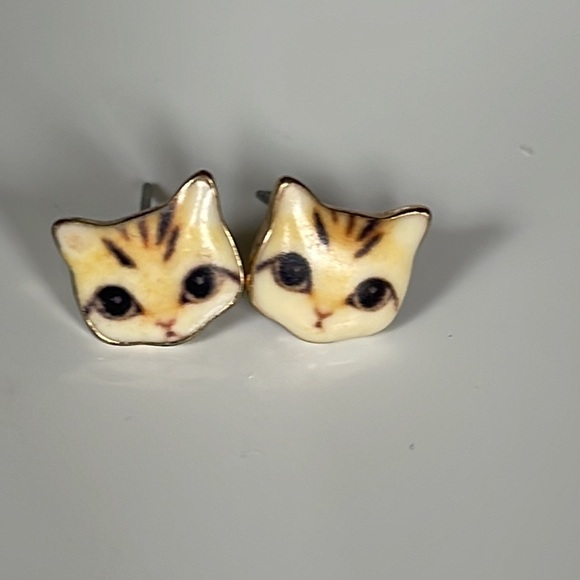 Cat got the Monkey Earrings set (3) - Picture 5 of 11